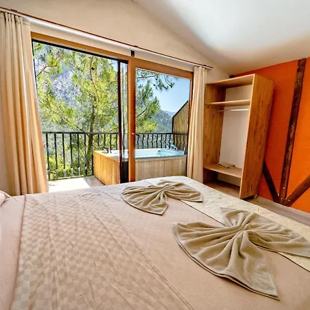 The View B&B *